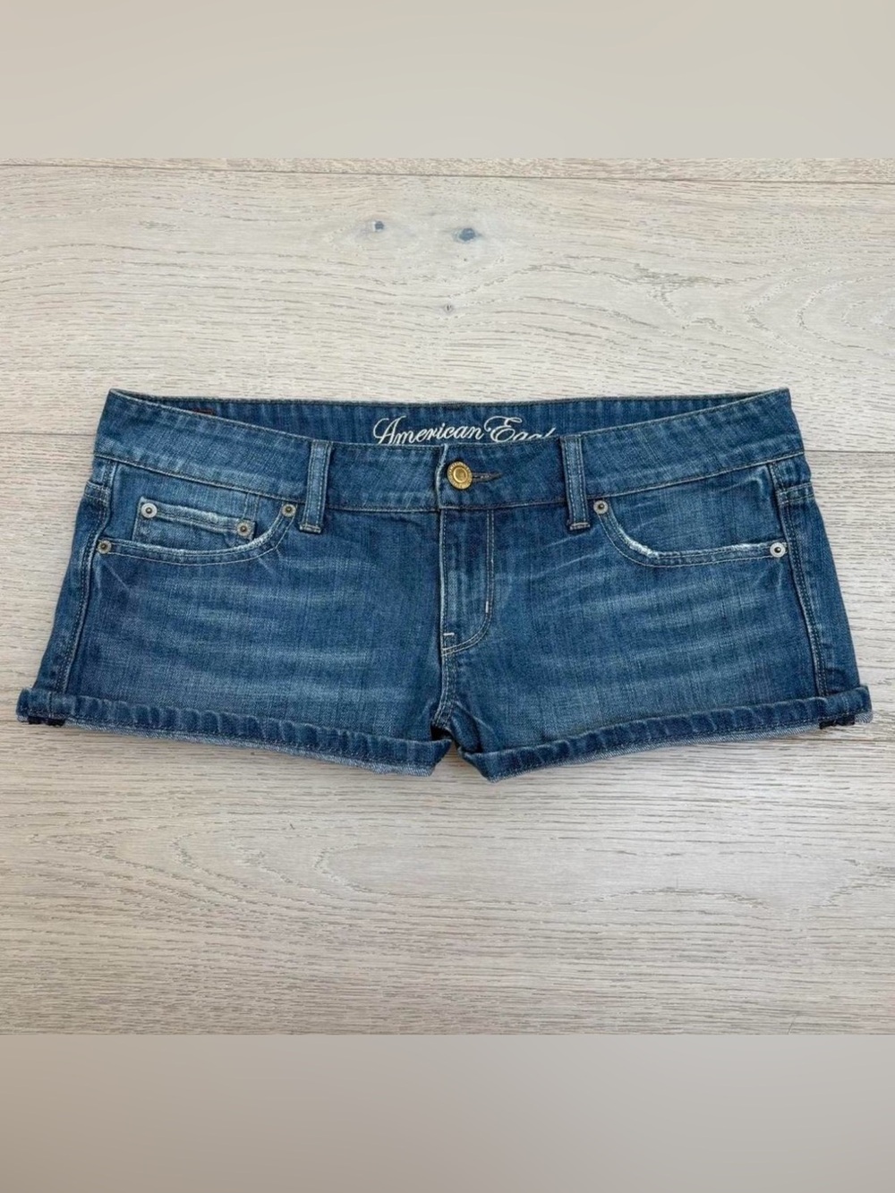 American Eagle Outfitters Blue Denim Low-Rise Short Shorts